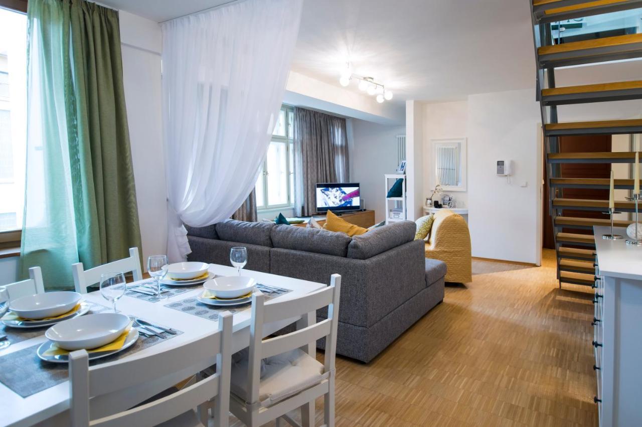 Modern Apartment Charvatova Prag Exterior foto