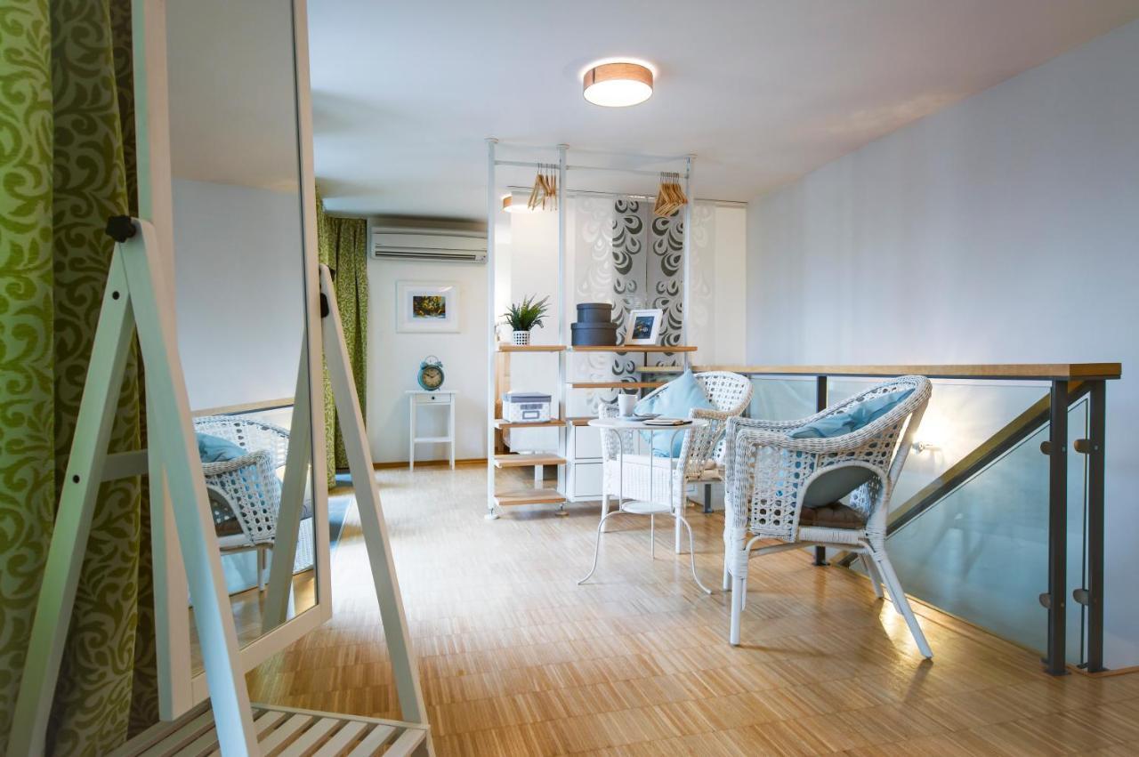 Modern Apartment Charvatova Prag Exterior foto