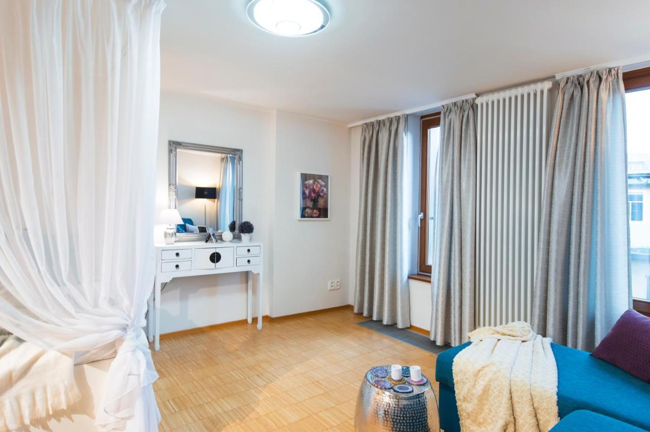 Modern Apartment Charvatova Prag Exterior foto