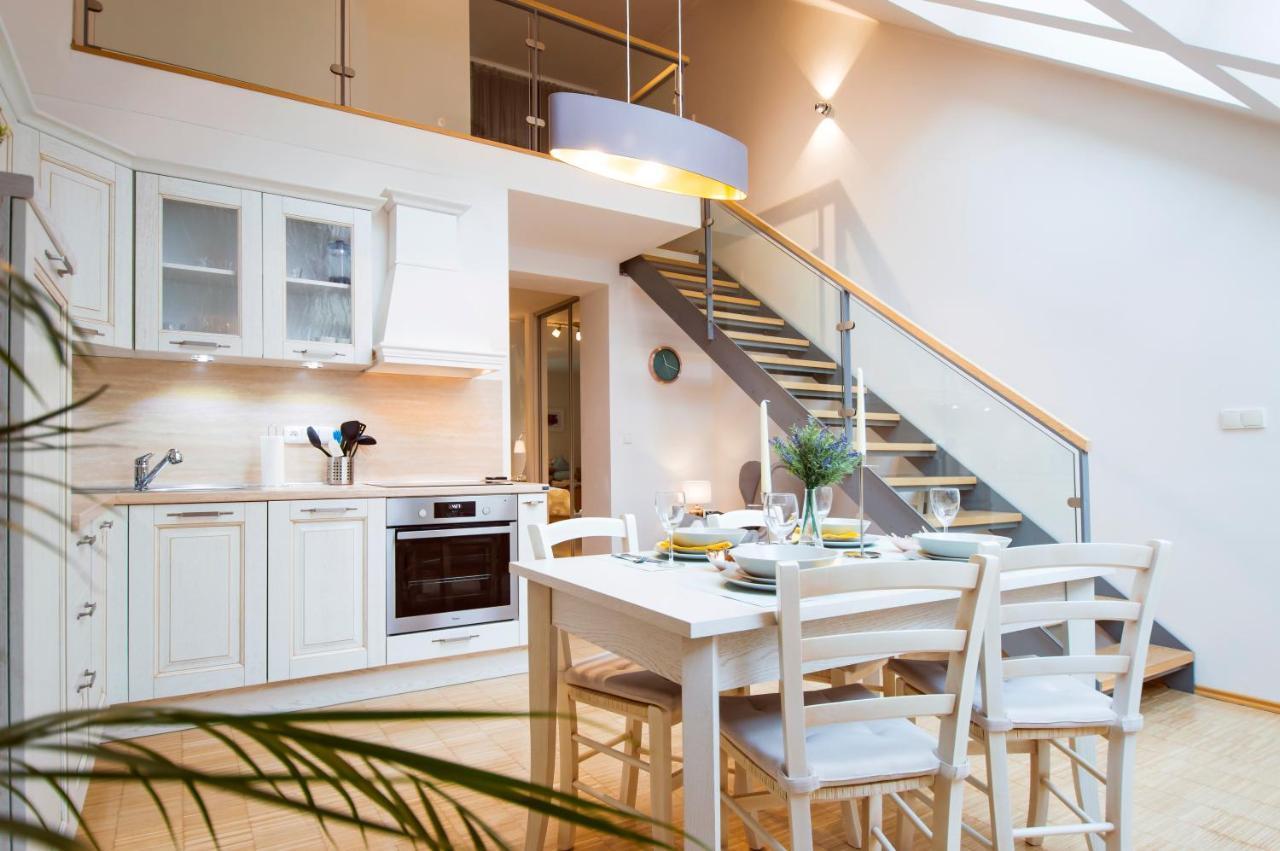 Modern Apartment Charvatova Prag Exterior foto