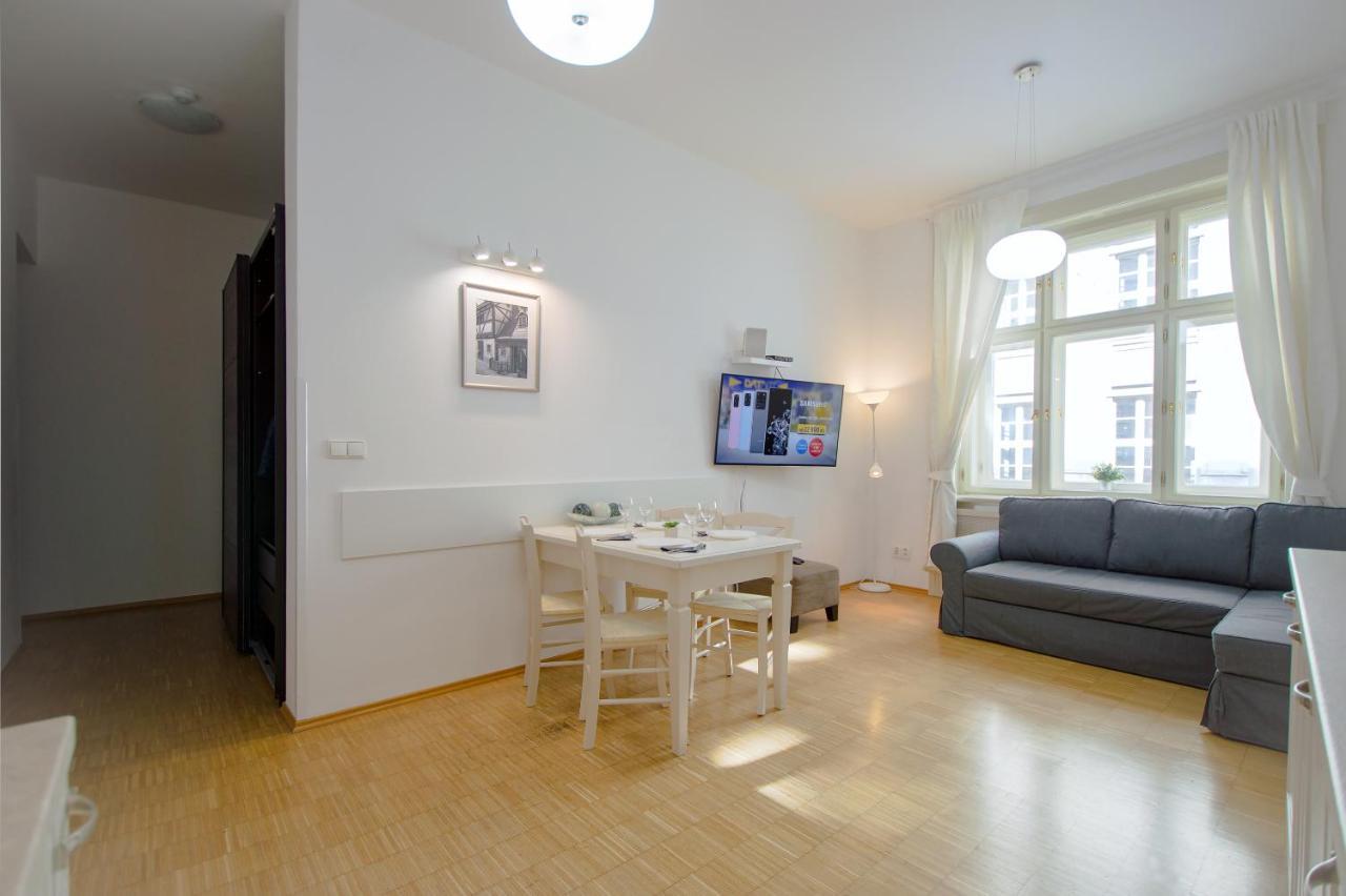 Modern Apartment Charvatova Prag Exterior foto